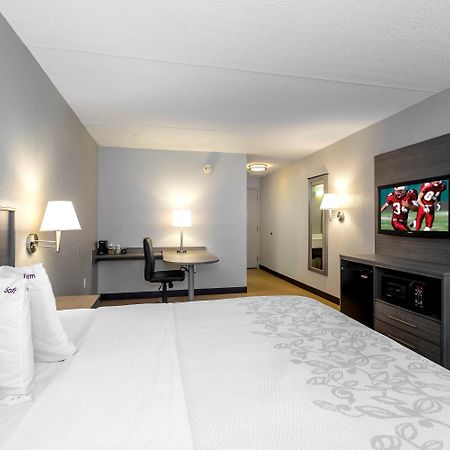 Red Roof Inn Plus Boston - Mansfield - Foxboro Exterior photo