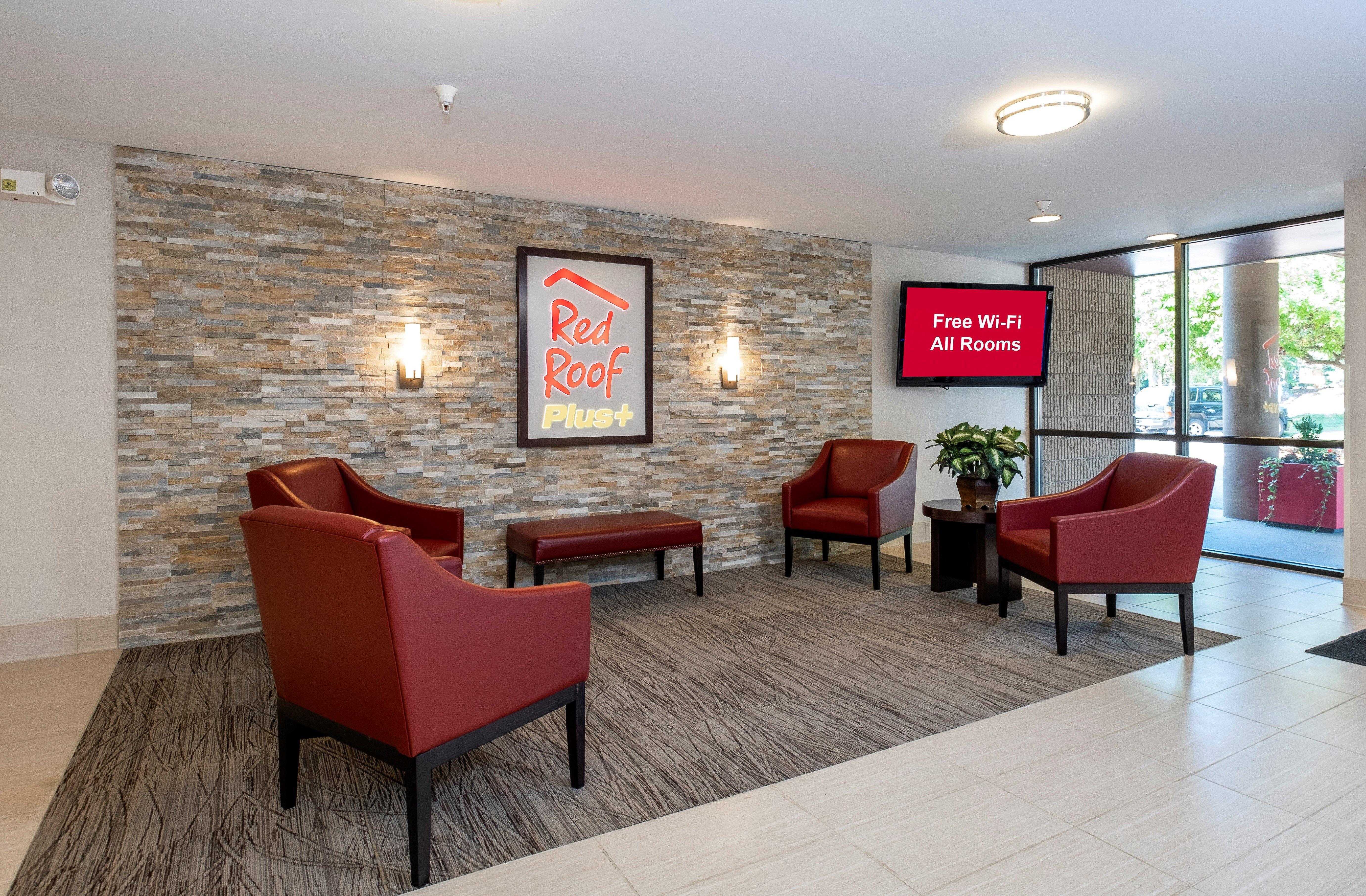 Red Roof Inn Plus Boston - Mansfield - Foxboro Exterior photo