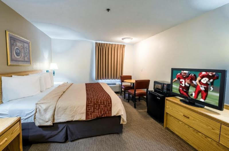 Red Roof Inn Plus Boston - Mansfield - Foxboro Exterior photo