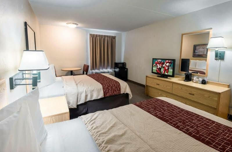 Red Roof Inn Plus Boston - Mansfield - Foxboro Exterior photo